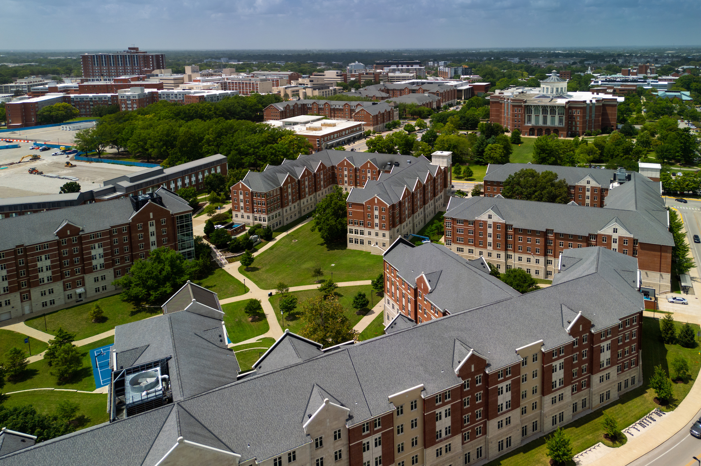 This is a photo of the University of Kentucky campus. Mark Cornelison, UK Photo.