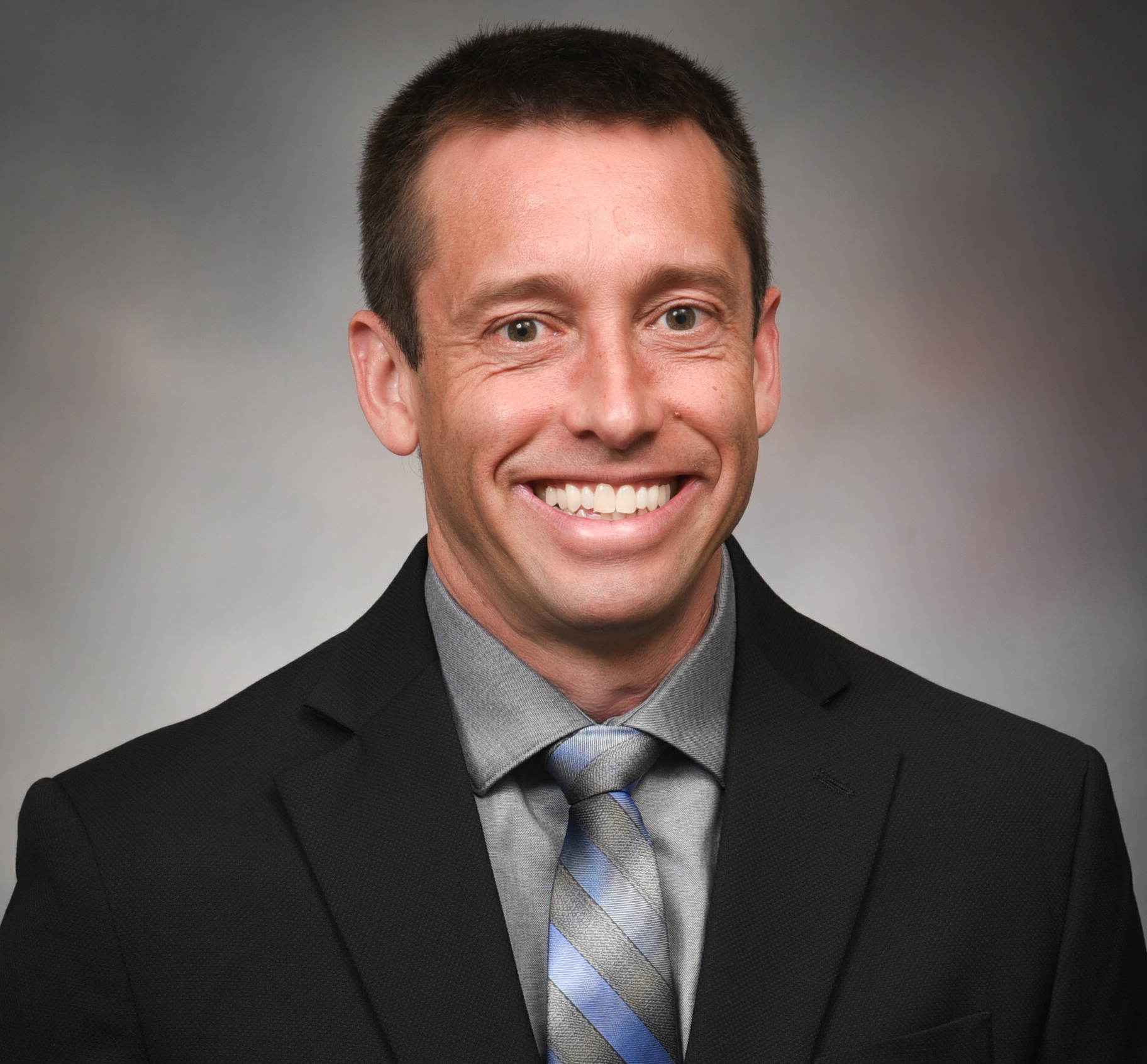 This is a photo of John Gensel, Ph.D., who is supported by the NIH’s National Institute of Neurological Disorders & Stroke, National Institute of Allergy and Infectious Diseases, National Institute of Drug Abuse, and National Institute of General Medical Sciences.  UK Photo