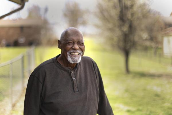 This is a photo of Calvin Mabson, who was diagnosed with stage 4 lung cancer at 75 years old. He credits his continued survival to lung cancer screening and a clinical trial offered at UK Markey Cancer Center. Mark Cornelison | UK Photo.