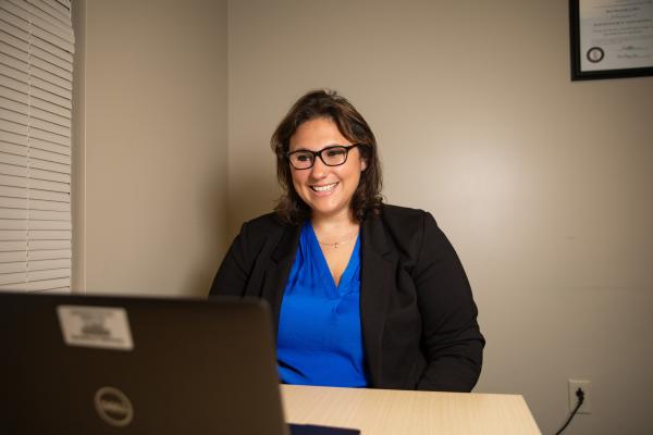 This is a photo of Elizabeth Rhodus, Ph.D., who is supported by the National Institute on Aging (NIA).  UK Photo